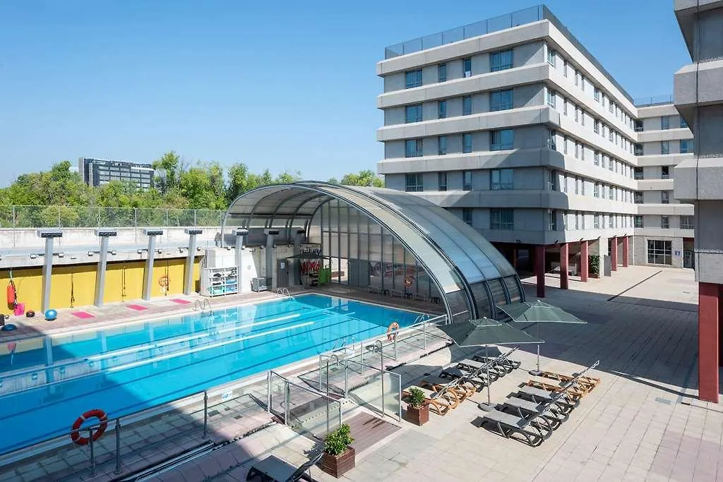 Apartamentos Tryp Madrid Airport Suites
